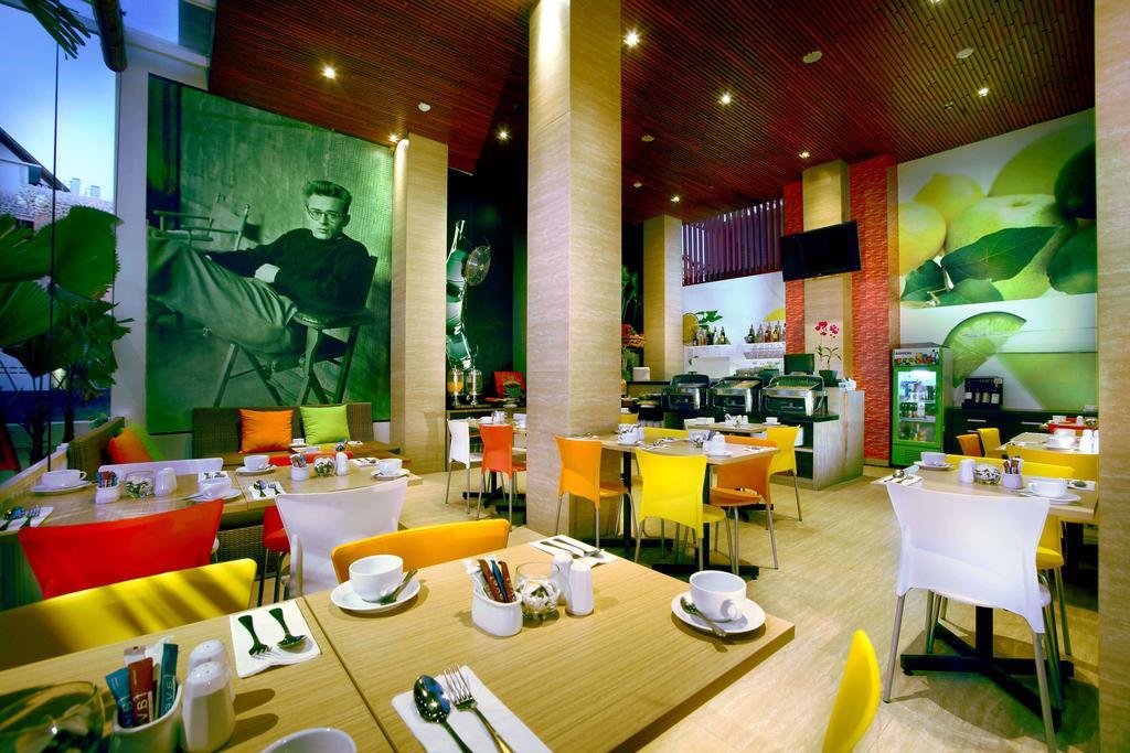 Favehotel Kuta Square Buitenkant foto
