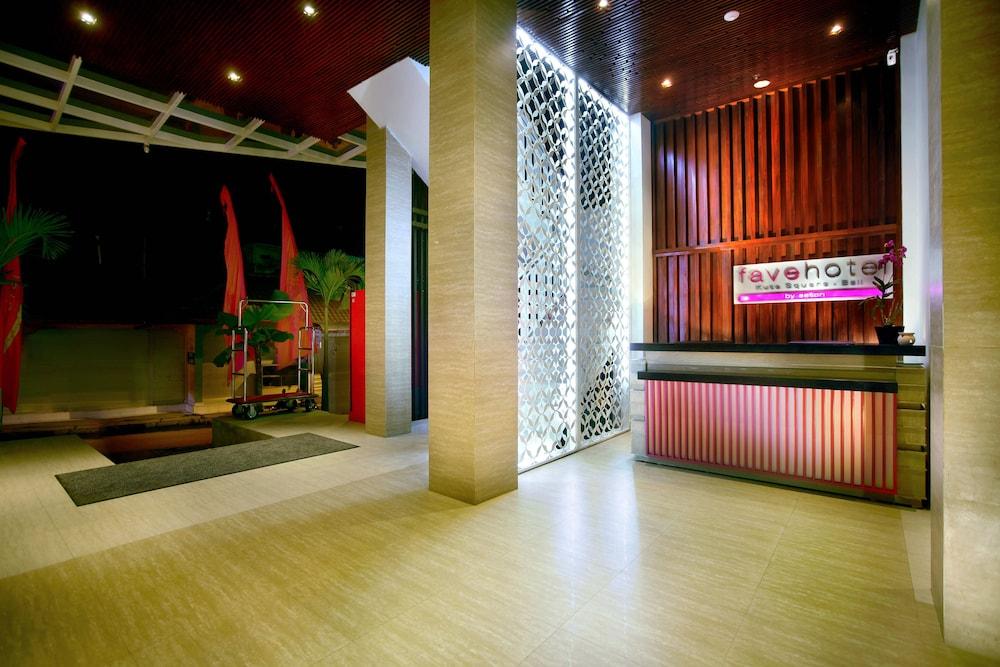 Favehotel Kuta Square Buitenkant foto