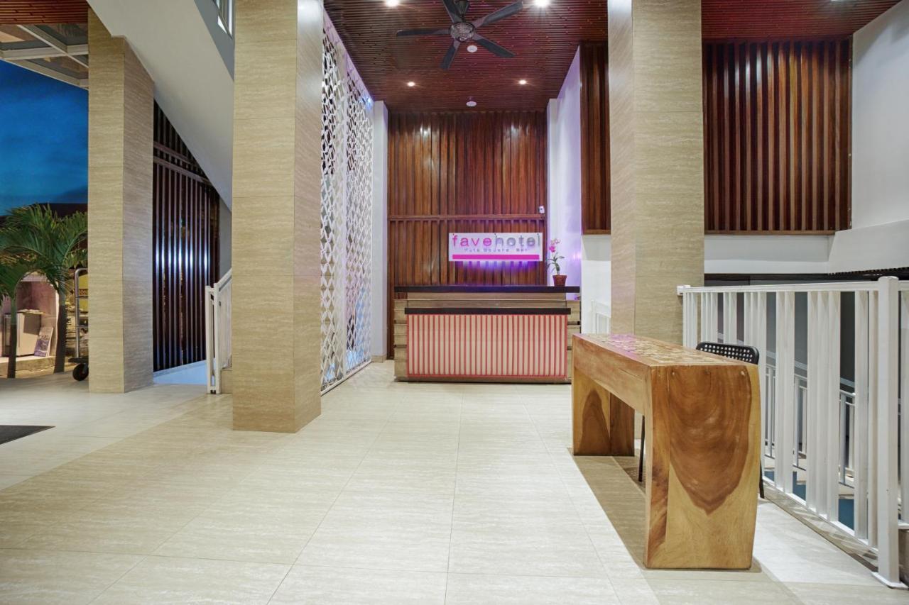 Favehotel Kuta Square Buitenkant foto